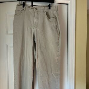 Gloria Vanderbilt Women's Tan Straight Leg Pants